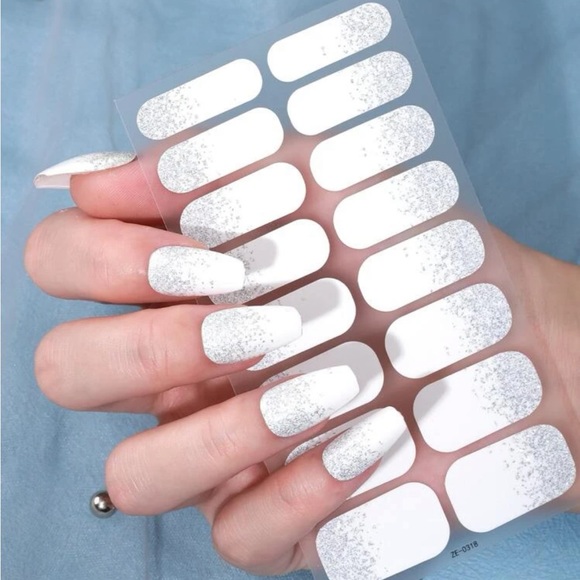 🇺🇸 nail art stickers 1 sheet white sparkling tip + 1 nail file - Picture 1 of 4